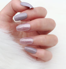 Load image into Gallery viewer, Grey Gloss Glitter Accent  Press On Nails

