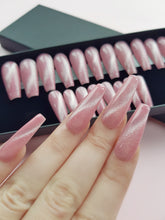 Charger l&#39;image dans la galerie, Press On Nails || &quot; Pink Cat eye gloss naila &quot; || Set Of 24 || Custom &amp; Handmade Luxury False Nails || Made In UK

